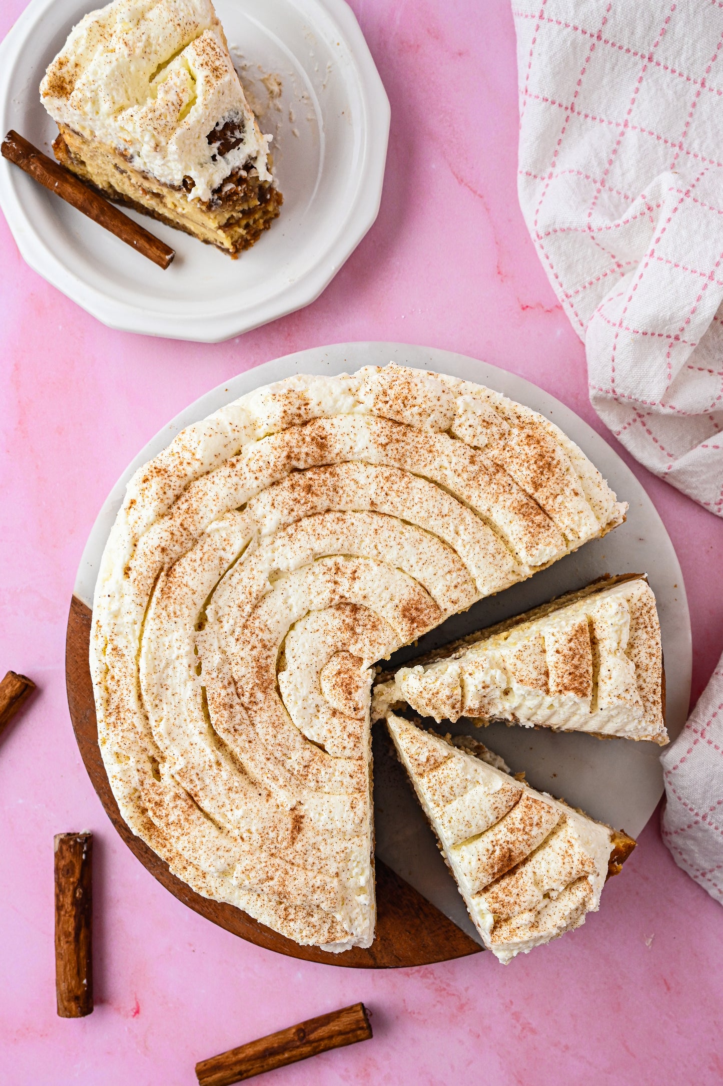 Cinnamon Roll Cheesecake Exclusive
