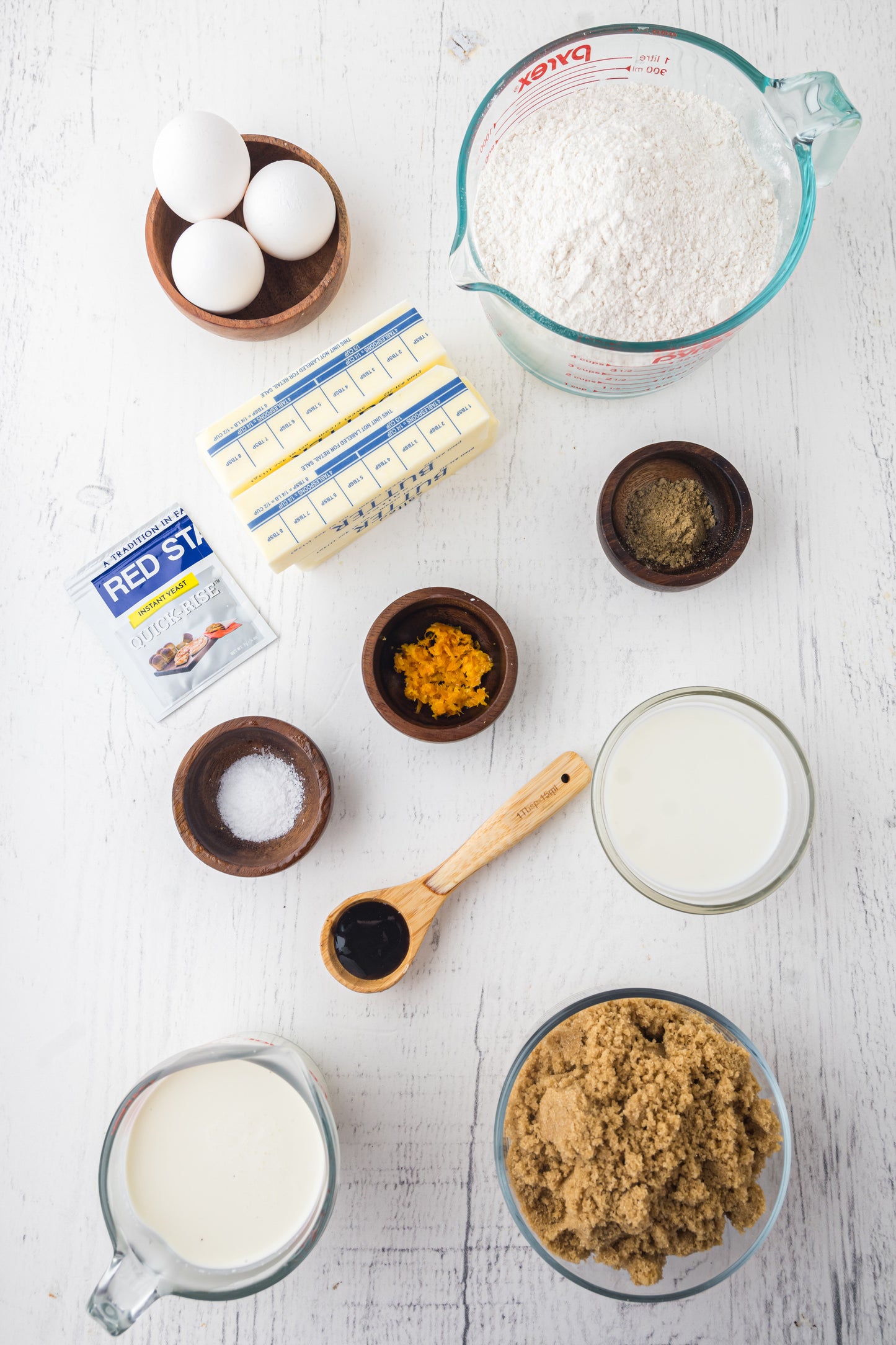 Caramel Rolls Exclusive