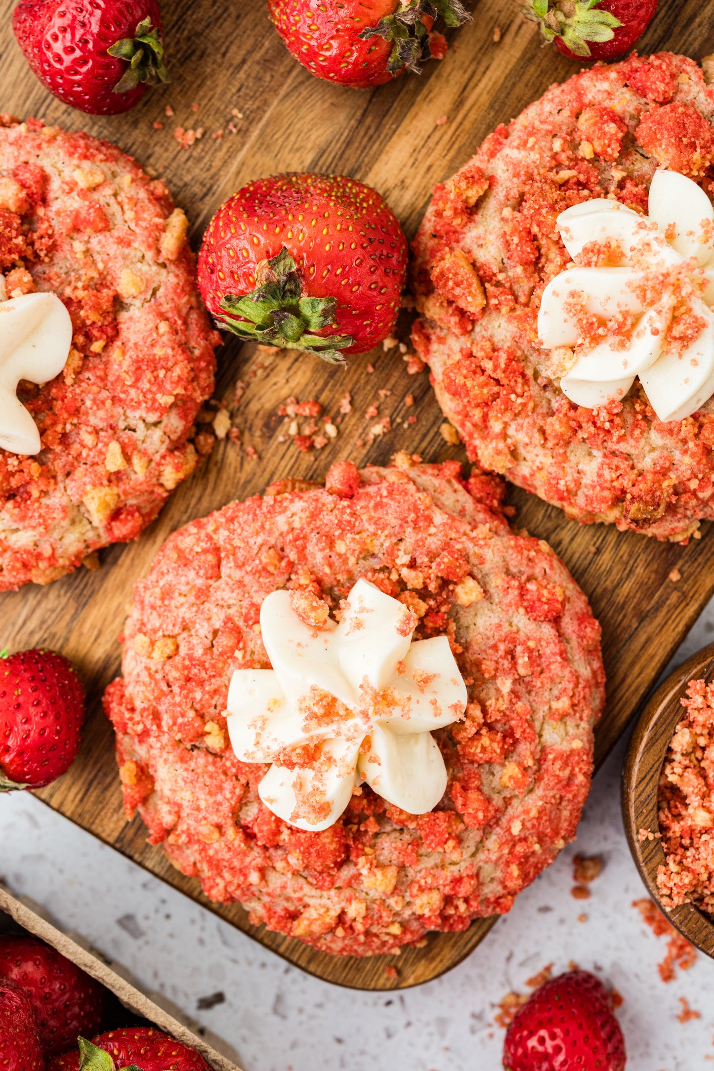 *Strawberry Crunch Cookies Exclusive