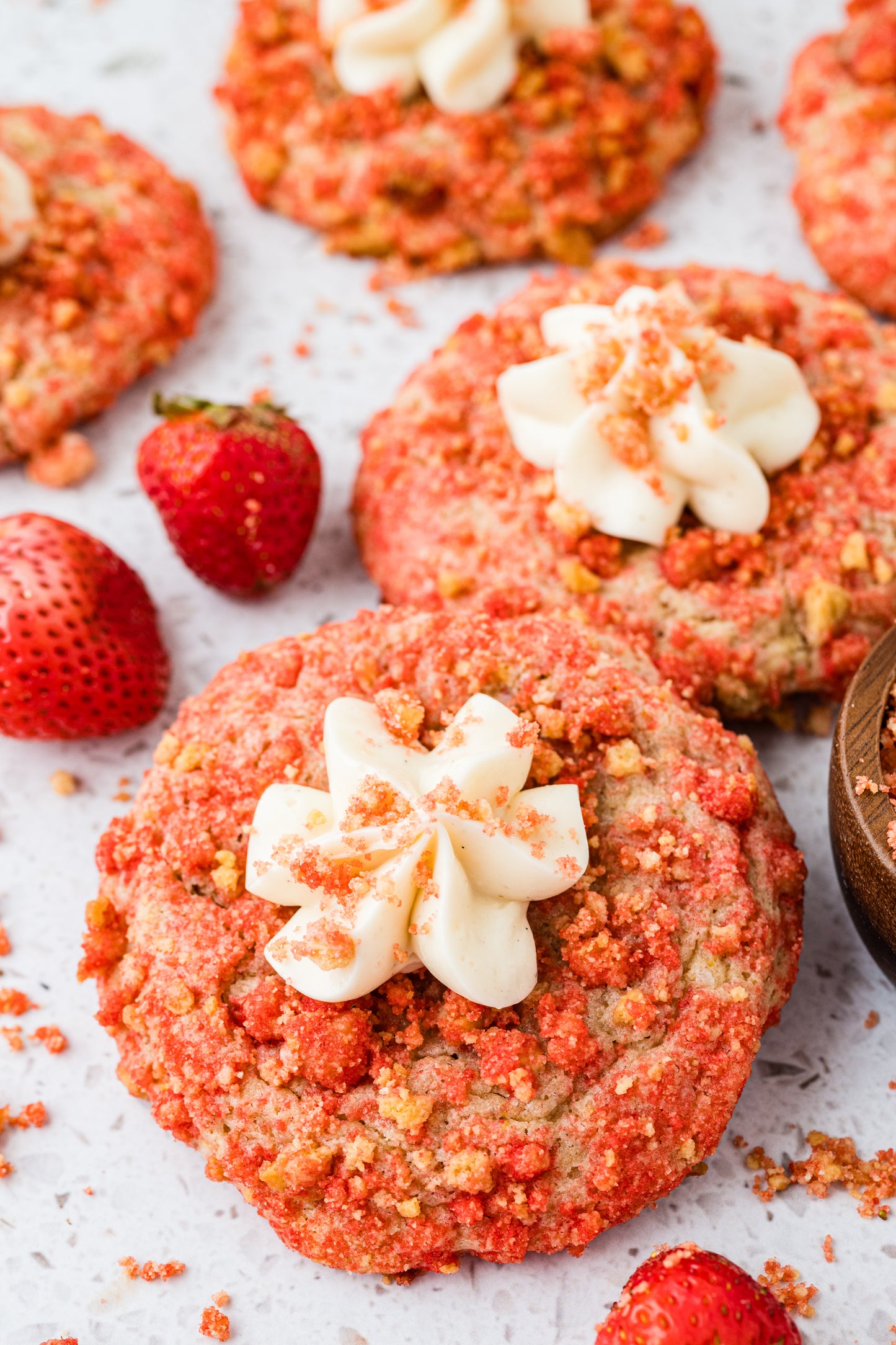*Strawberry Crunch Cookies Exclusive