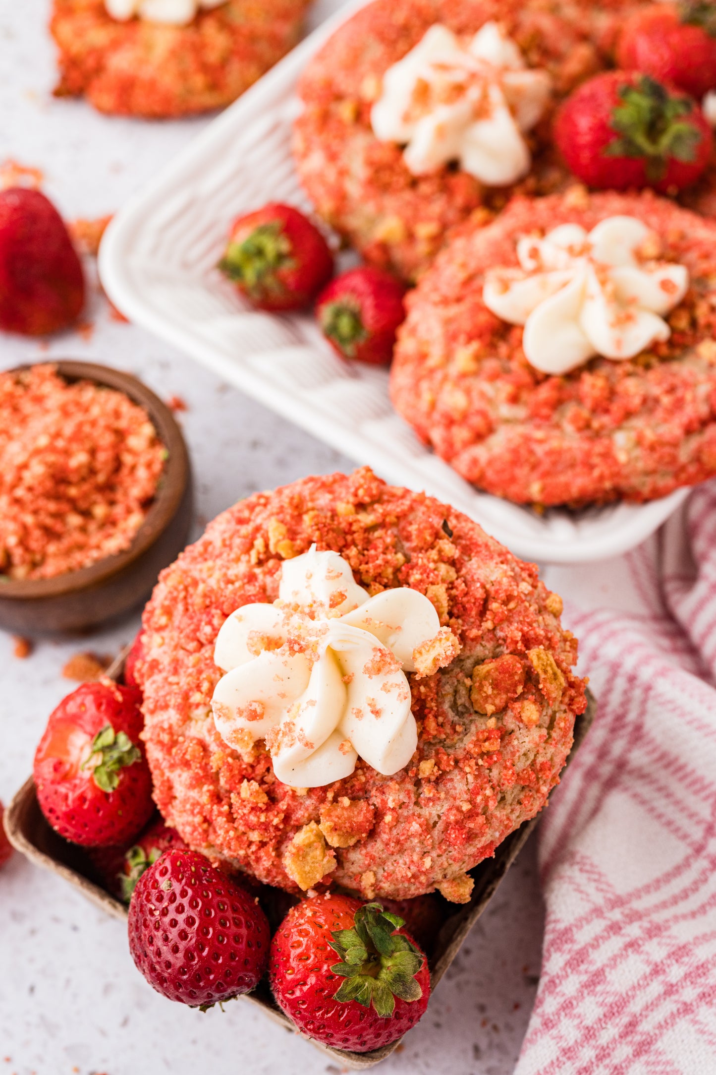 *Strawberry Crunch Cookies Exclusive