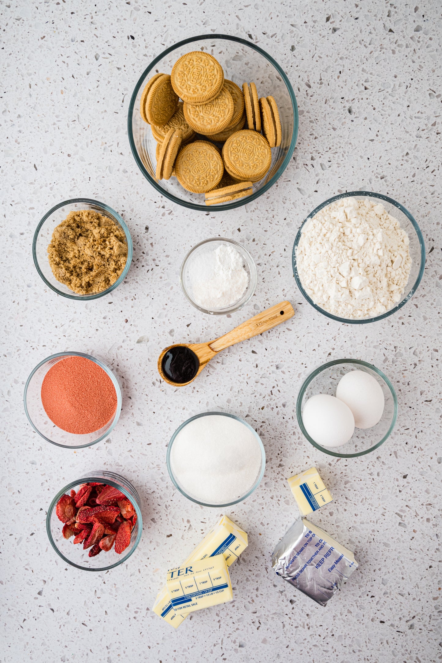*Strawberry Crunch Cookies Exclusive
