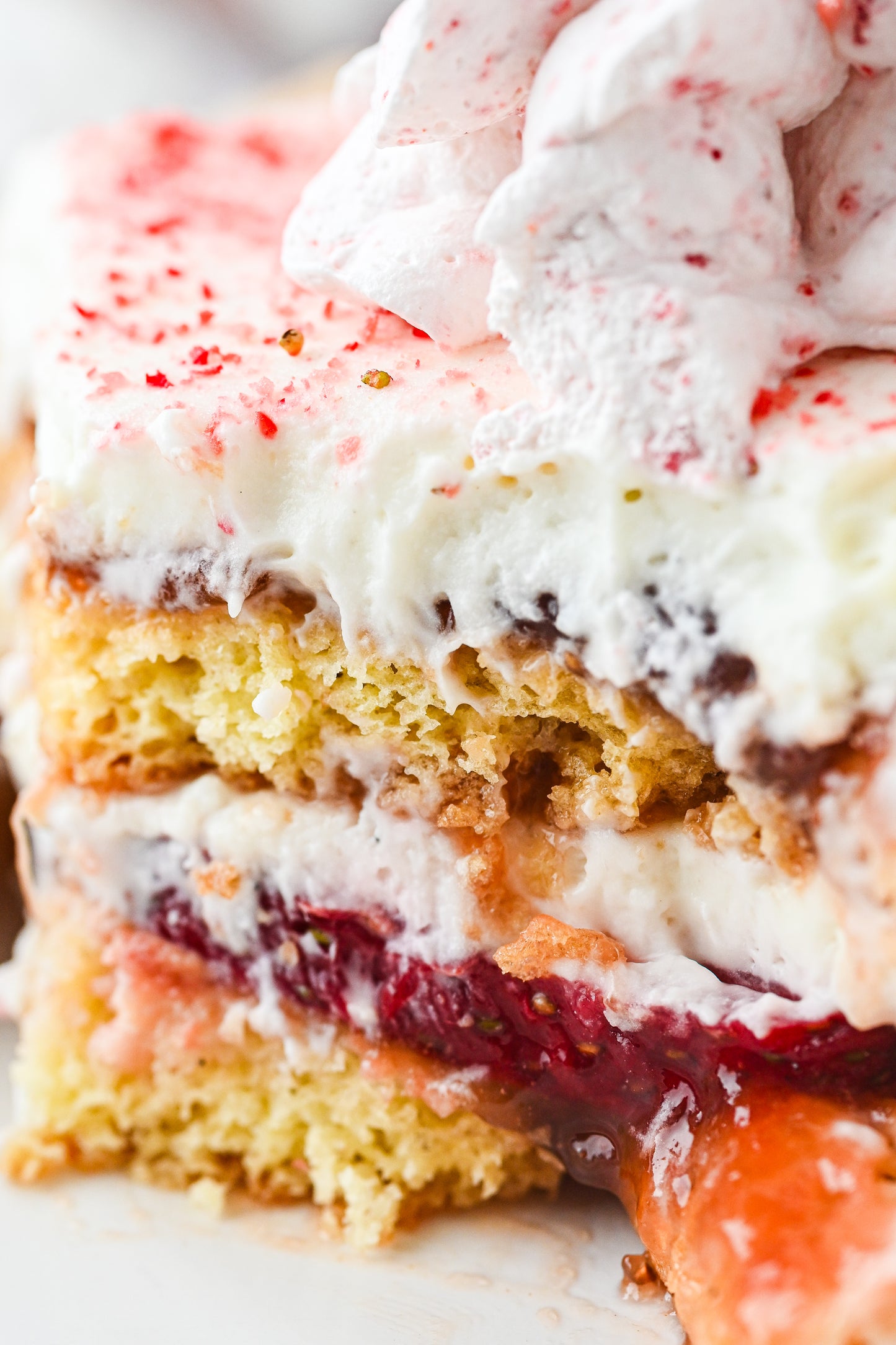 Strawberry Tiramisu Exclusive