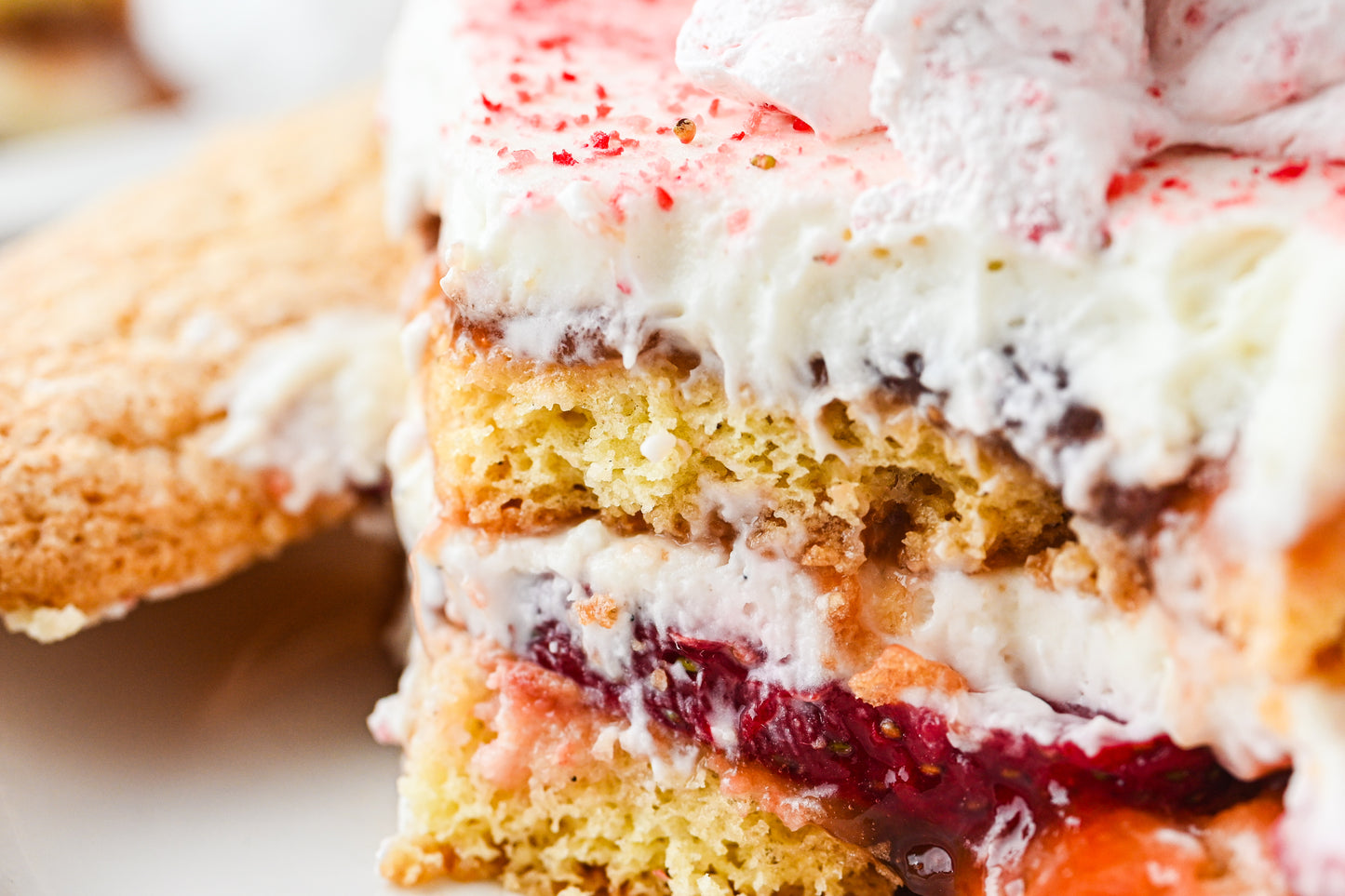 Strawberry Tiramisu Exclusive