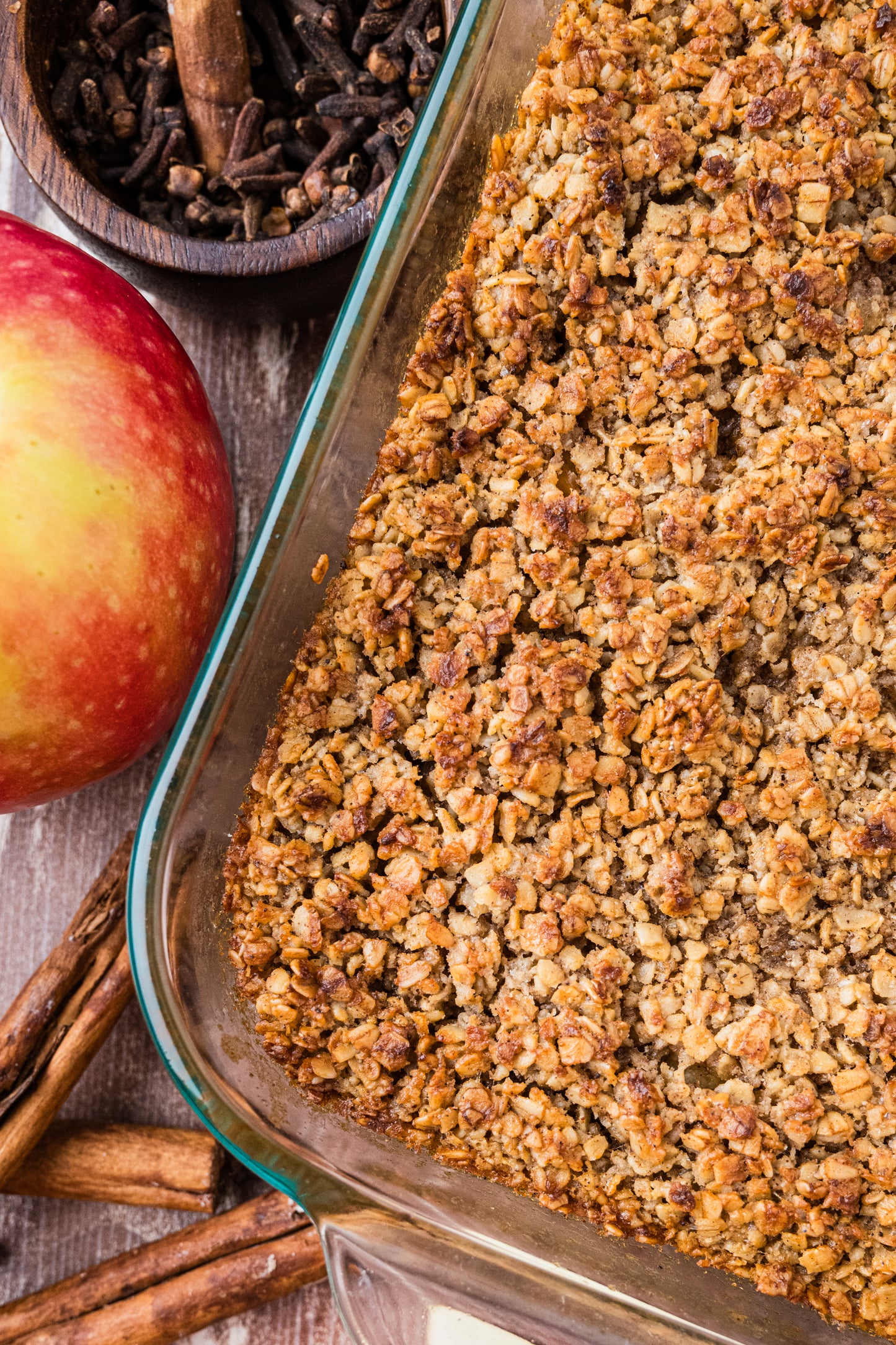 Apple and Oatmeal Bake Exclusive
