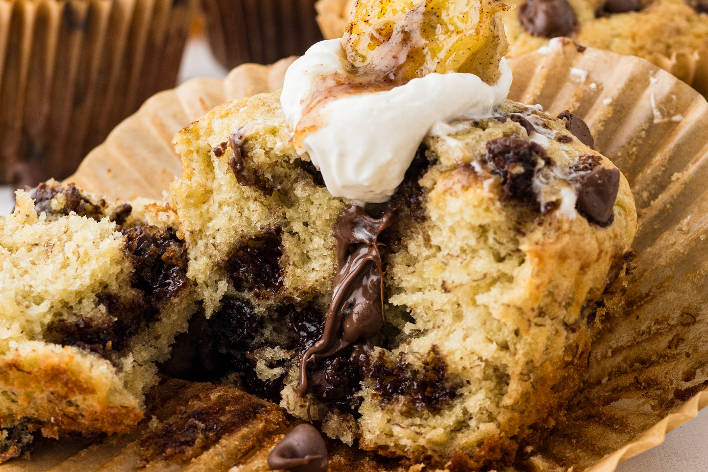 Banana Chocolate Chip Cupcakes with Cream Cheese Frosting Exclusive