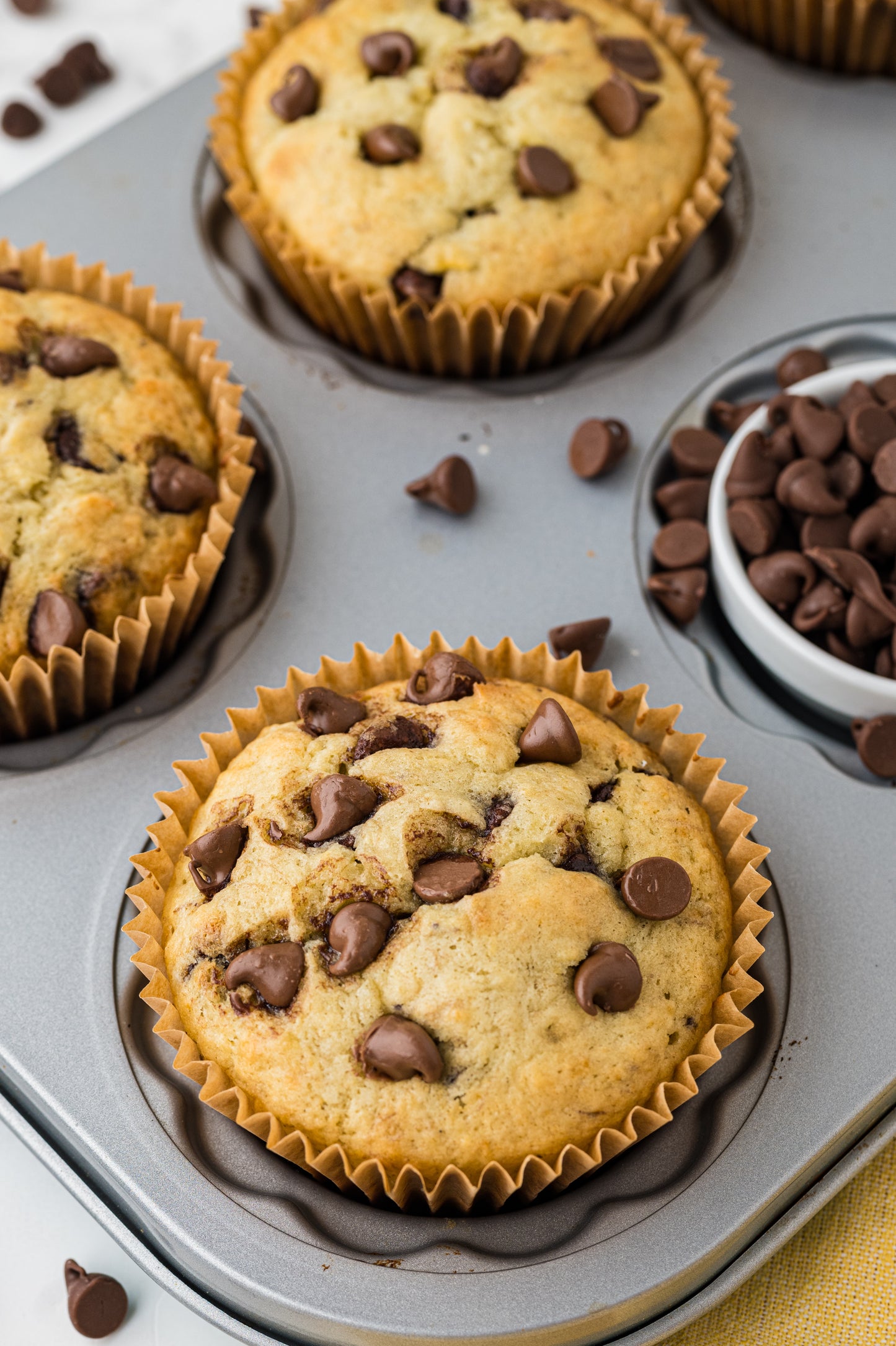 Banana Chocolate Chip Cupcakes with Cream Cheese Frosting Exclusive