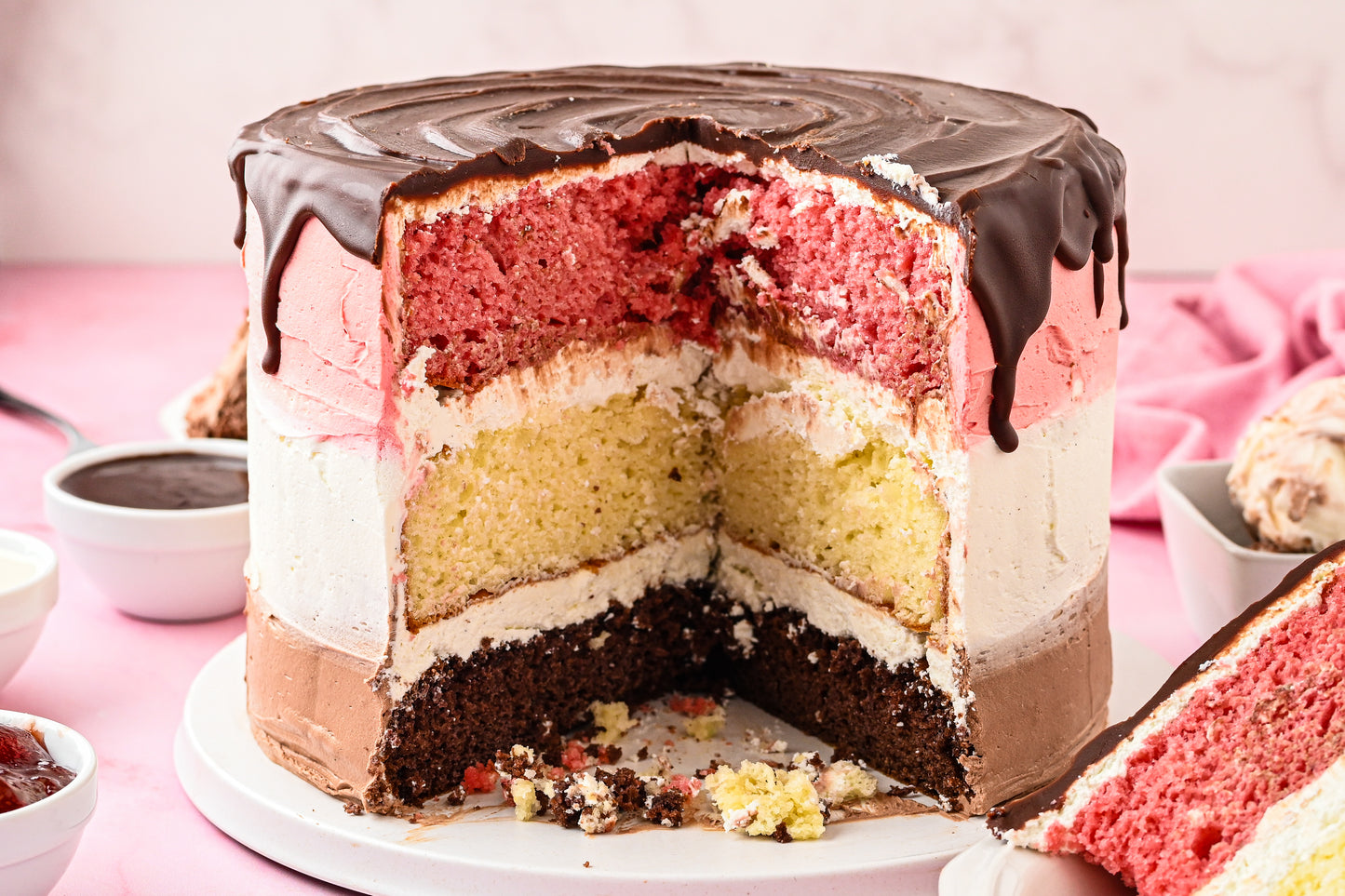 Neapolitan Cake Exclusive