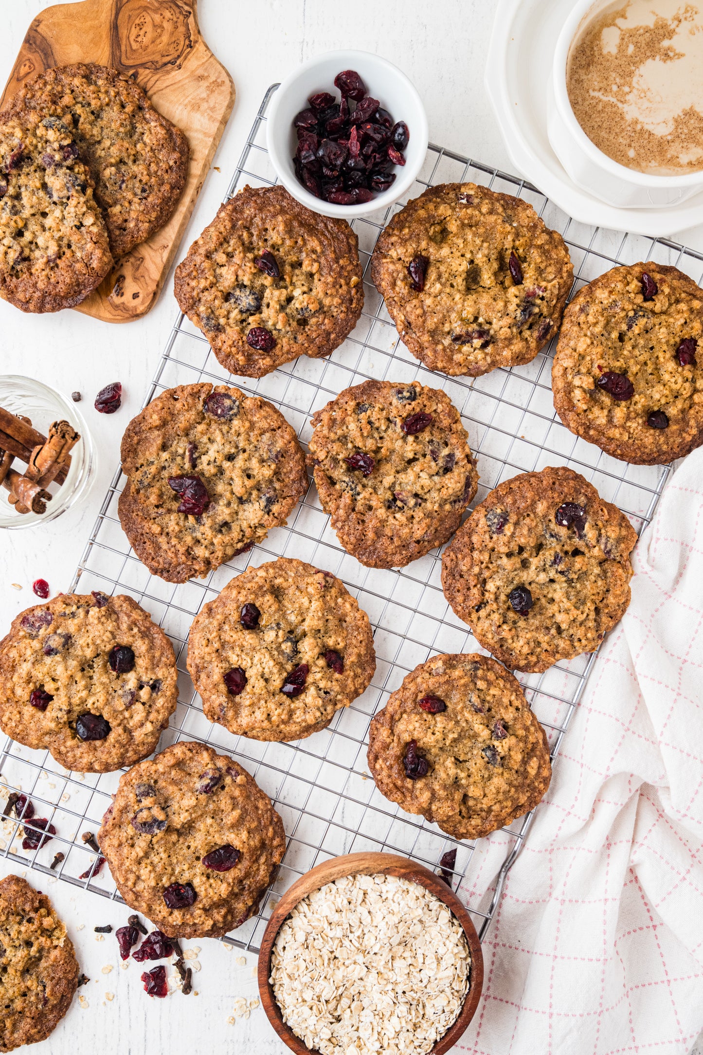 Oatmeal Craisin Cookies Exclusive