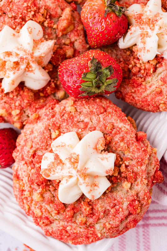 *Strawberry Crunch Cookies Exclusive