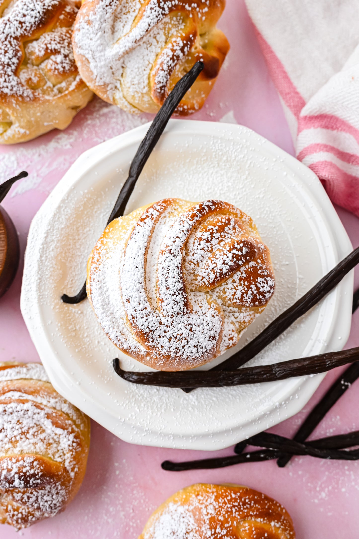 Vanilla Cream Buns Exclusive PLUS Reel